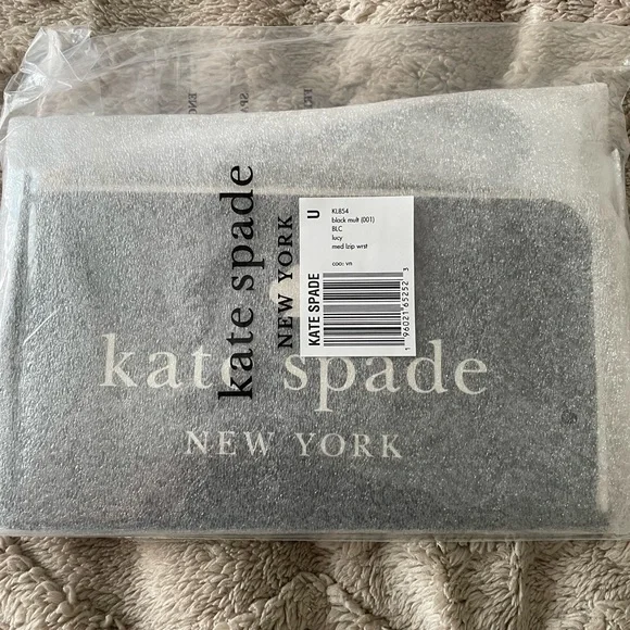 NWT Kate Spade Black Lucy Wristlet - Picture 4 of 5